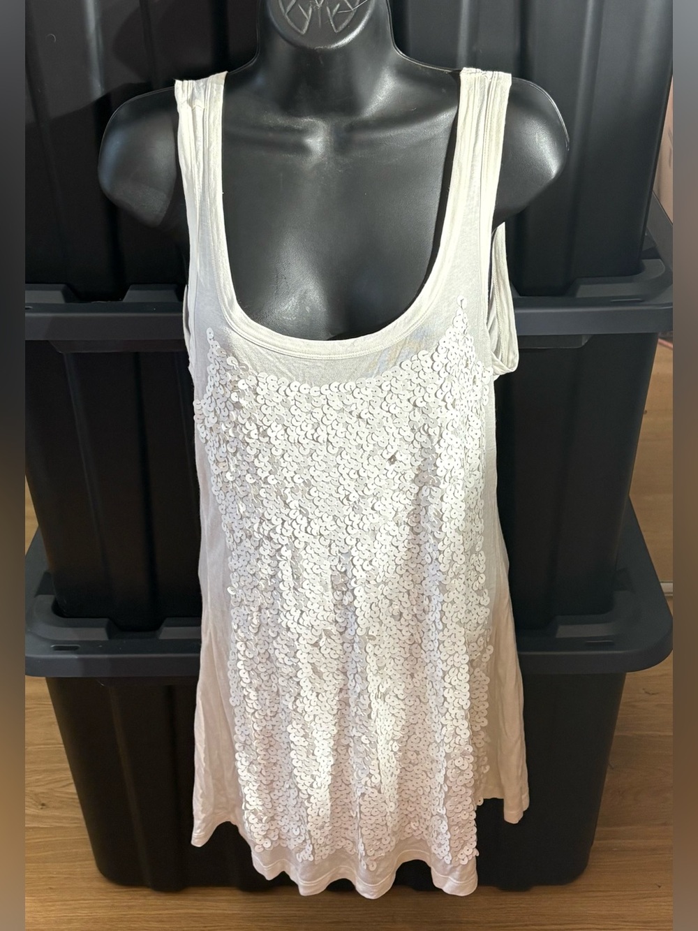 La SENZA White Sequin Scoop Tank Top